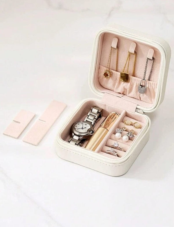 QSJ-178 Mini Jewelry Organizer – Compact Storage Box, Elegant and Practical Accessory for Women- RANDOM COLOUR